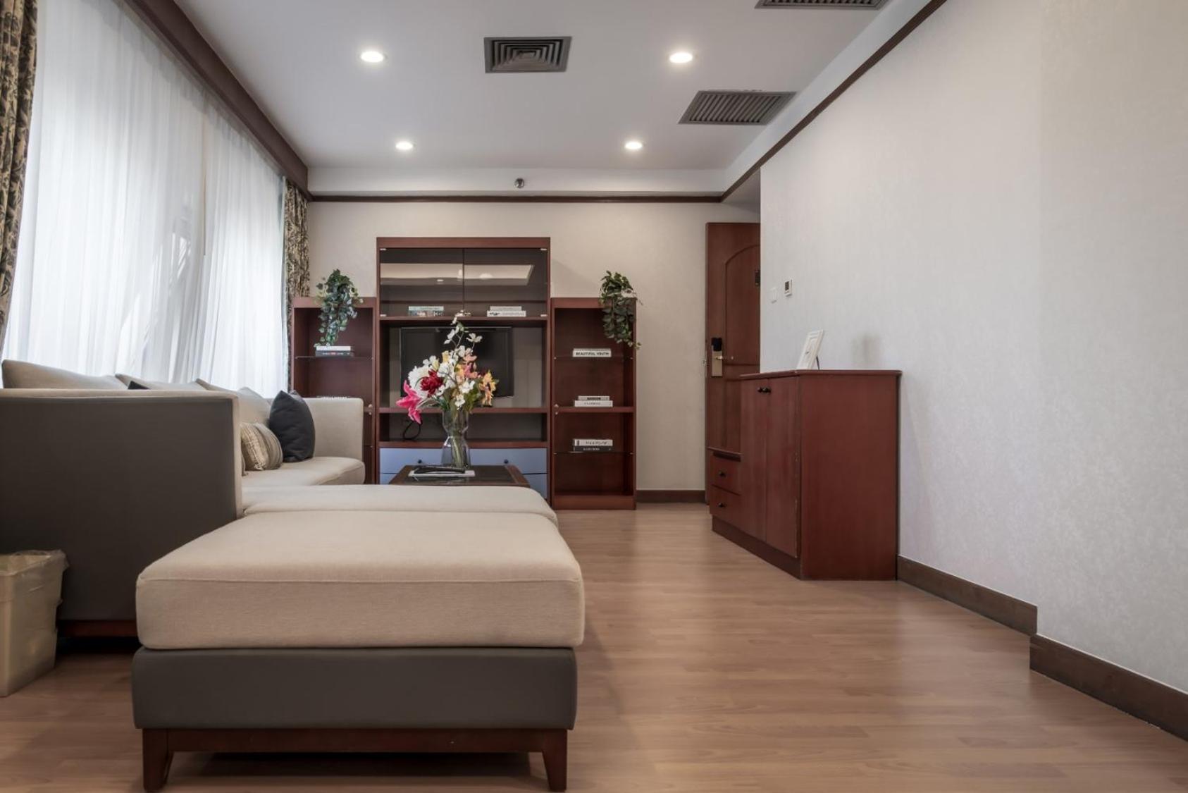 Beijing Lido Serviced Residence Fangyuan West Road Branch Exterior photo