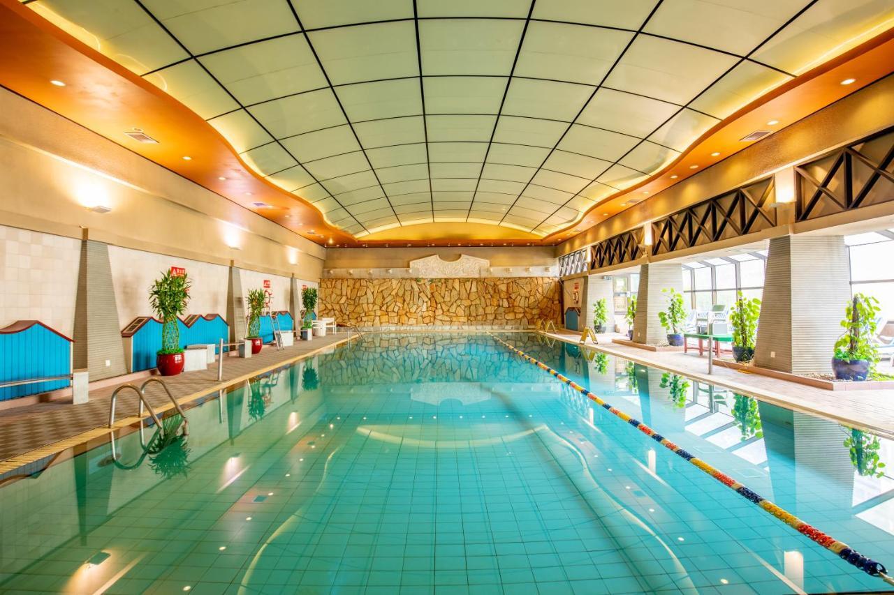 Beijing Lido Serviced Residence Fangyuan West Road Branch Exterior photo